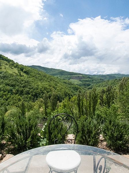 Agriturismo Gaiattone Assisi con appartementi vacanze in campagna: natura, lusso, design e comfort. Perugia, Umbria
