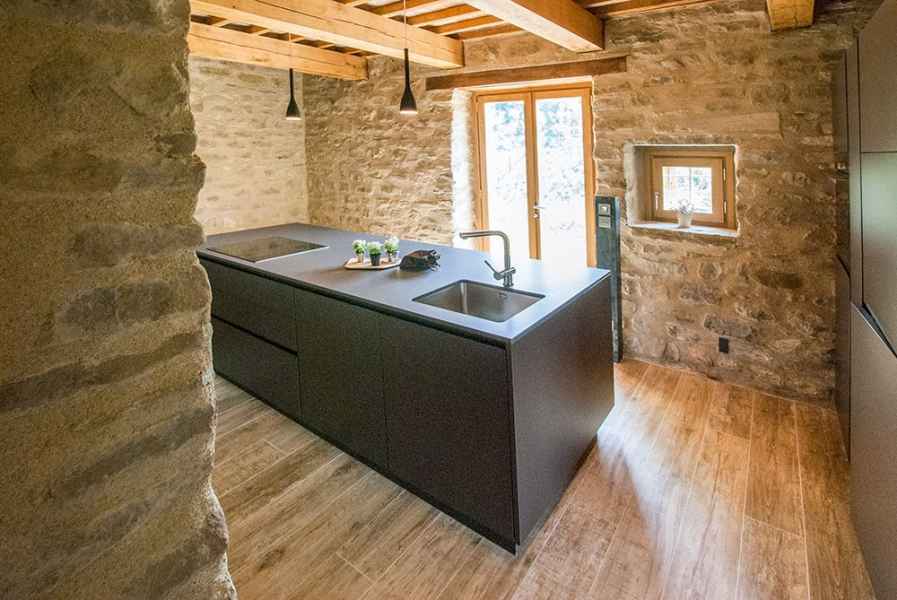 Bnb near Assisi Gaiattone luxury hotel holiday apartments in Eco Resort Umbria. Design rooms for rent Italy
